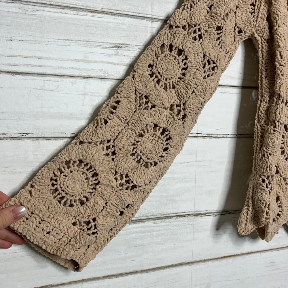 POL Crochet Cardigan Tan Boho Floral Button Front Open Knit Sweater Medium - Picture 9 of 10